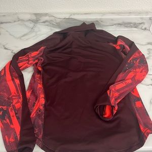 Medium under armour quarter zip